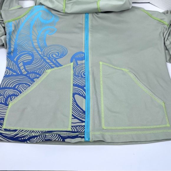 Title Nine Women's Regulator Full Zip Hooded Performance Jacket Size M; Travel - Picture 10 of 13